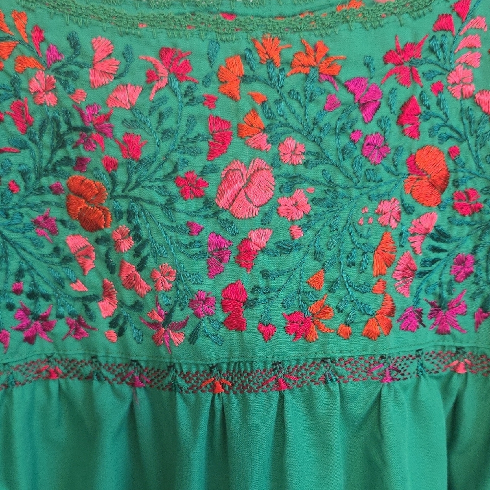 Source Unknown Green Floral Midi Dress